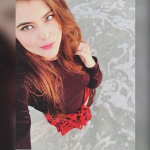 Meet your Posher, Anisa